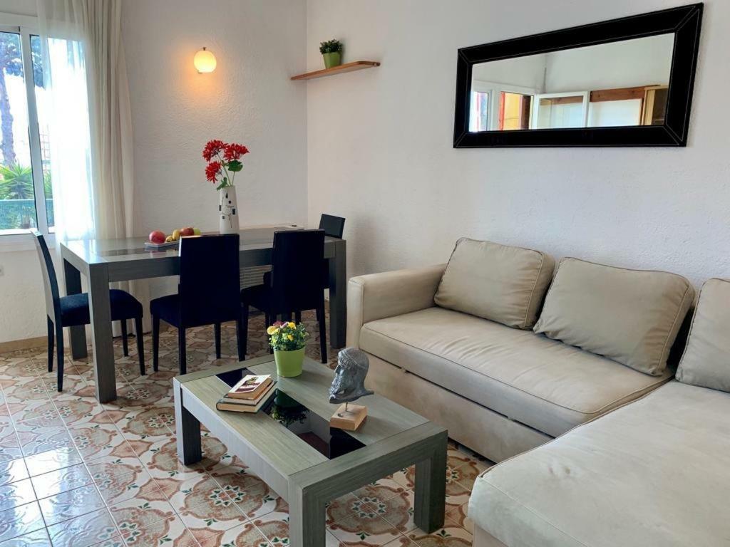 Nice Apartamen Lloret de Mar Kültér fotó